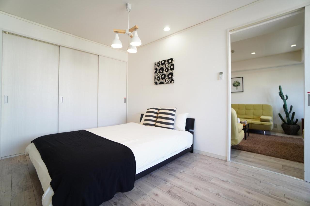 Tsurigane Building Apartment Osaka Exterior photo