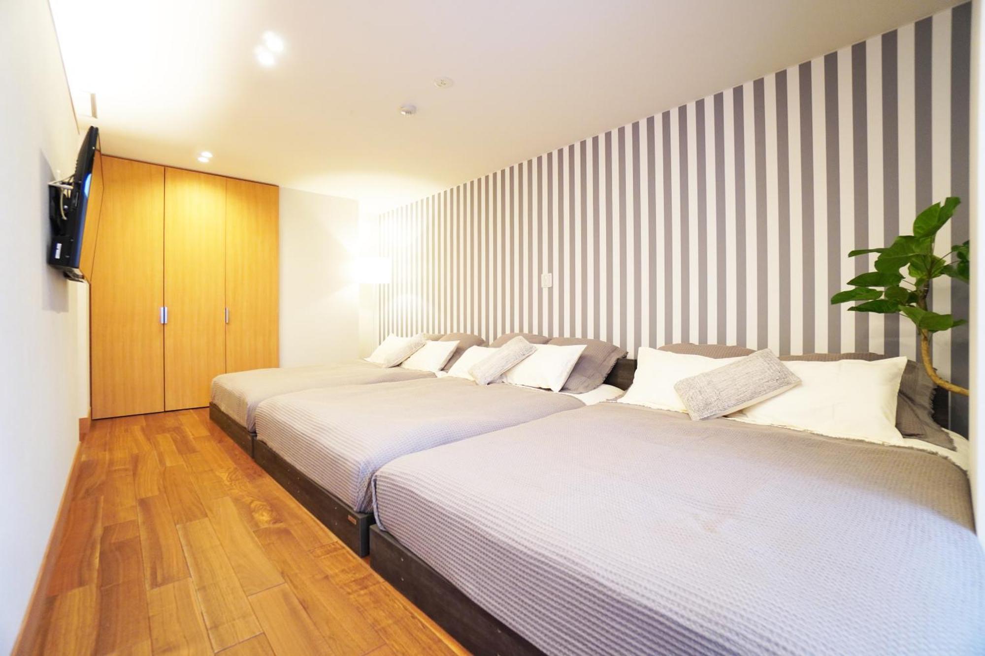 Tsurigane Building Apartment Osaka Exterior photo