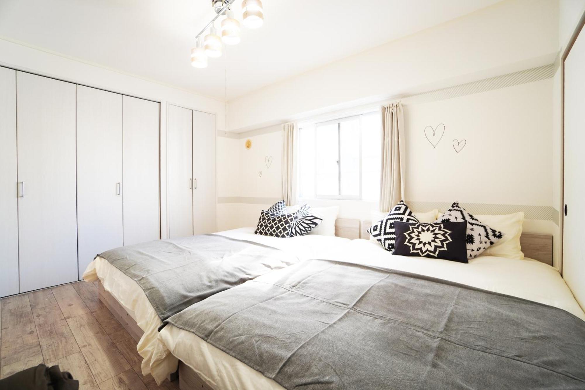Tsurigane Building Apartment Osaka Exterior photo